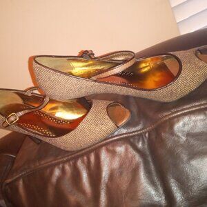 Tweed fabric kneels with peep toe